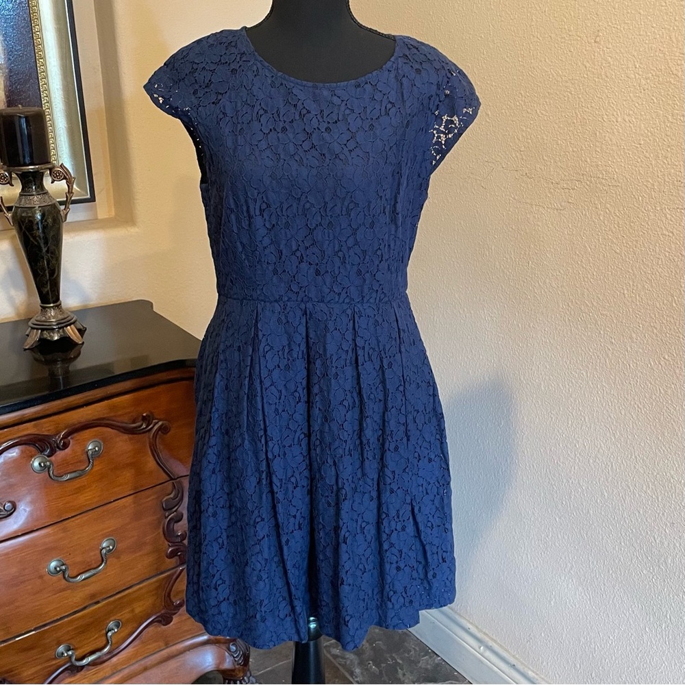 Madewell blue lace short sleeve dress
